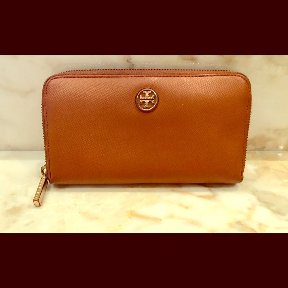 Tory Burch Wallet